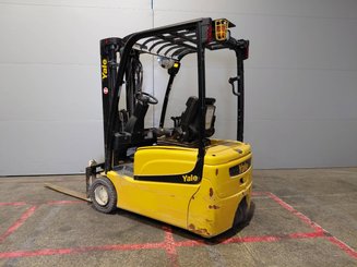 3-Rad Gabelstapler Yale ERP18VT