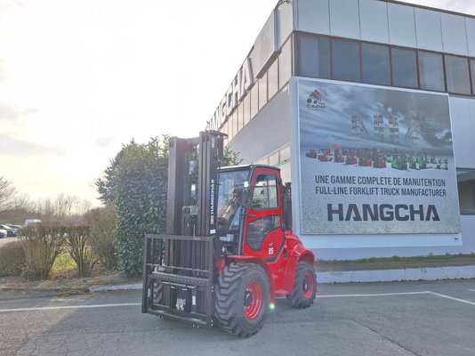 Geländestapler Hangcha TT35-4 - 1