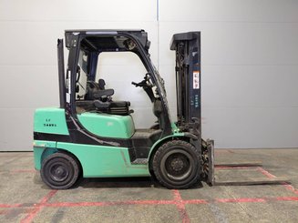 4-Rad Gabelstapler Yale GDP30VX - 5