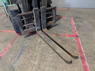 4-Rad Gabelstapler Yale GDP30VX - 7