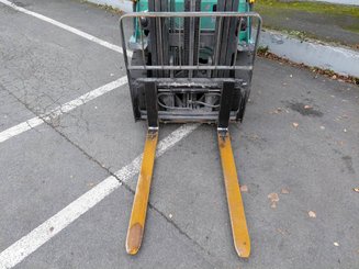 4-Rad Gabelstapler Mitsubishi FG25NT