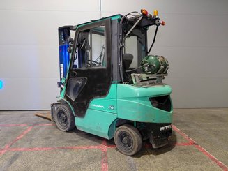 4-Rad Gabelstapler Mitsubishi FG25N