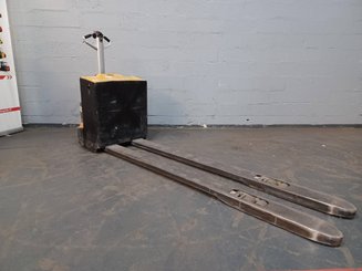 Niederhubwagen mit Deichsel Caterpillar NPP20N2