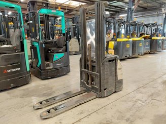 Hochhubwagen mit Deichsel Crown ESI4000-12 - 3