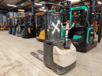 Hochhubwagen mit Deichsel Crown ESI4000-12 - 1