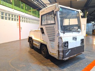 Schlepper Charlatte T135