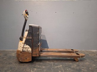 Niederhubwagen mit Deichsel Crown WP3015-1.6 - 8