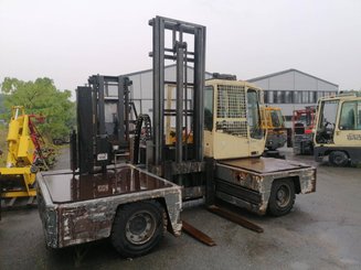 Seitenstapler Hubtex S50G