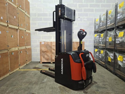 Gabelhochhubwagen mit klappbarer Plattform Hangcha CDD16-AZ3S - 1