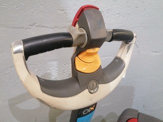 Niederhubwagen mit Deichsel Crown WP3020