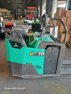 Niederhubwagen Fahrerstand Mitsubishi PBF25N3R MITSUBISHI - 1