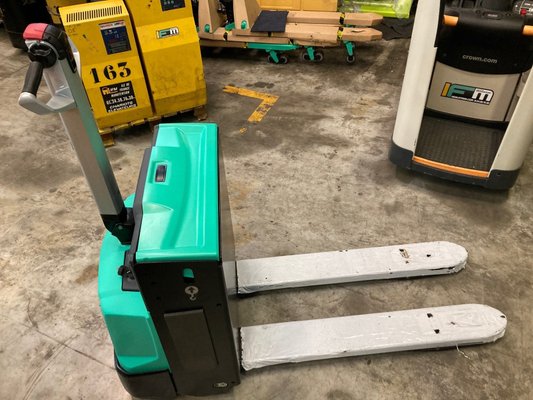 Niederhubwagen mit Deichsel Mitsubishi PBP16N2 - ACCOMPAGNANT - 1