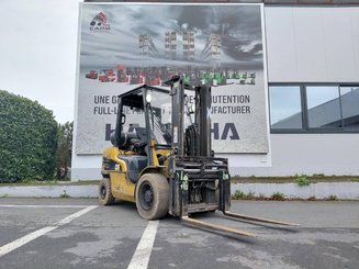 4-Rad Gabelstapler Caterpillar GP30NTD - 1