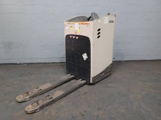 Niederhubwagen Fahrerstand Crown RT4020-2.0