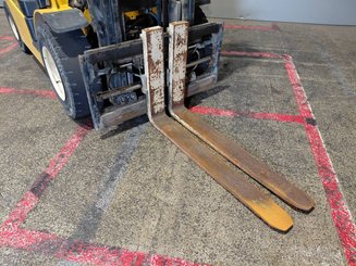 4-Rad Gabelstapler Yale GDP30VX
