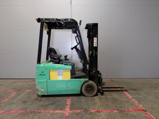 3-Rad Gabelstapler Yale ERP16 ATF