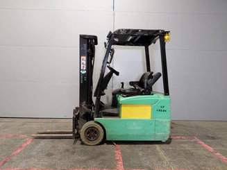 3-Rad Gabelstapler Yale ERP16 ATF