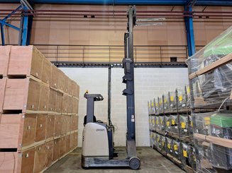 Schubmaststapler Crown ESR 5260 - 16
