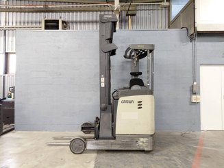 Schubmaststapler Crown ESR5000