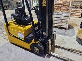 3-Rad Gabelstapler Yale ERP15 - 2