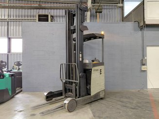 Schubmaststapler Crown ESR 5260