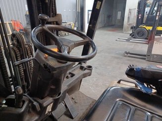 4-Rad Gabelstapler Caterpillar EP25K-PAC