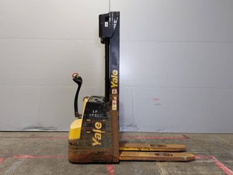 Hochhubwagen Yale MS12AC - 5