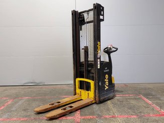 Hochhubwagen Yale MS12AC - 1