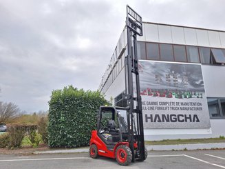 4-Rad Gabelstapler Hangcha XF30D-2