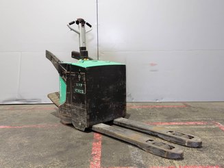 Niederhubwagen Fahrerstand Mitsubishi PBV20N2 - 2