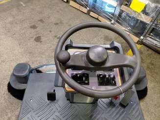 Industrie Kehrmaschine Hangcha B1900i (JSSD1900-BC6J-I)