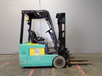 3-Rad Gabelstapler Yale ERP16 ATF