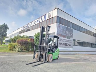 4-Rad Gabelstapler Hangcha XC30i