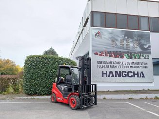 4-Rad Gabelstapler Hangcha XF30G-2