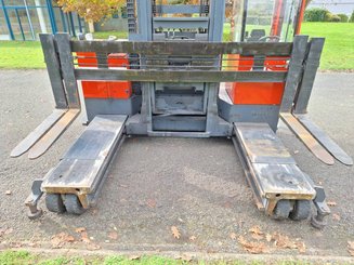 Mehrwege-Seitenstapler AMLIFT CEL25-1245