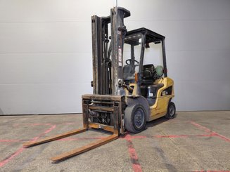 4-Rad Gabelstapler Caterpillar GP25NTD - 1
