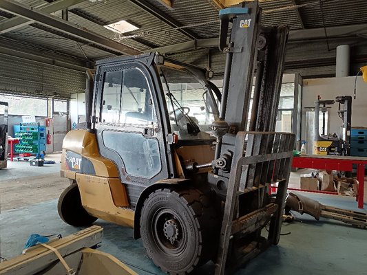 4-Rad Gabelstapler Caterpillar DP50NT - 1