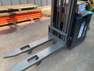 Gabelhochhubwagen mit klappbarer Plattform Mitsubishi SBV12P
