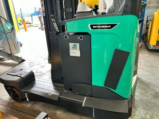 Vierwegestapler Mitsubishi RBM25N3 - 3