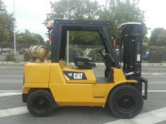 4-Rad Gabelstapler Caterpillar GP45K