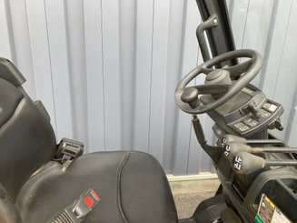 4-Rad Gabelstapler Yale GLP18VX