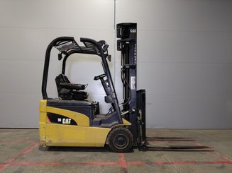 3-Rad Gabelstapler Caterpillar EP16NT