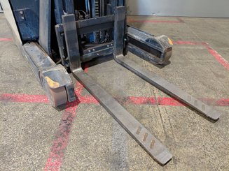 Schubmaststapler Crown ESR 5260
