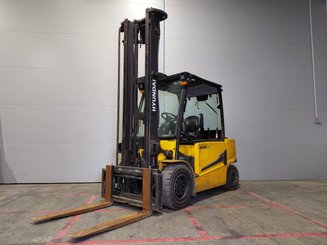 4-Rad Gabelstapler Hyundai 45B9