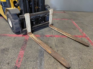4-Rad Gabelstapler Yale GDP25