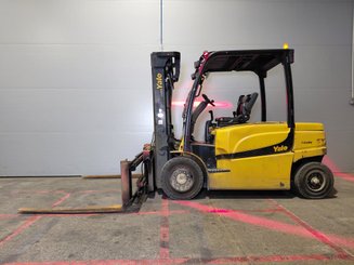 4-Rad Gabelstapler Yale ERP45VL