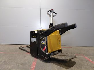 Niederhubwagen Fahrerstand Caterpillar NPV20N2