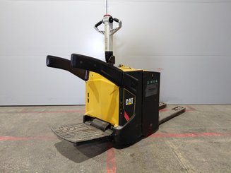 Niederhubwagen Fahrerstand Caterpillar NPV20N2