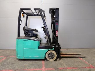 3-Rad Gabelstapler Mitsubishi FB15PNT