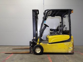 4-Rad Gabelstapler Yale ERP20